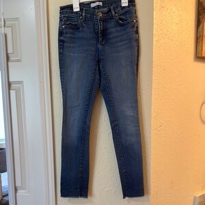 Women's LOFT Size 6 modern straight jeans